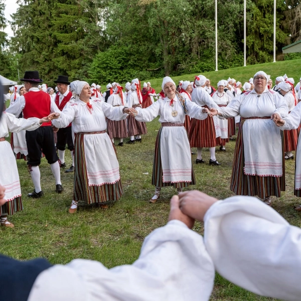 Võru valla kollektiivid osalesid Lõuna-Eesti memme-taadi peol